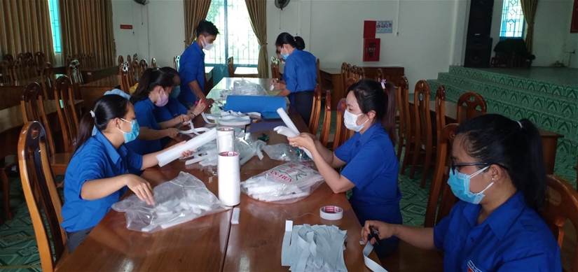 Tuổi trẻ Hàm Thuận Bắc Chung tay đẩy lùi dịch bệnh Covid-19